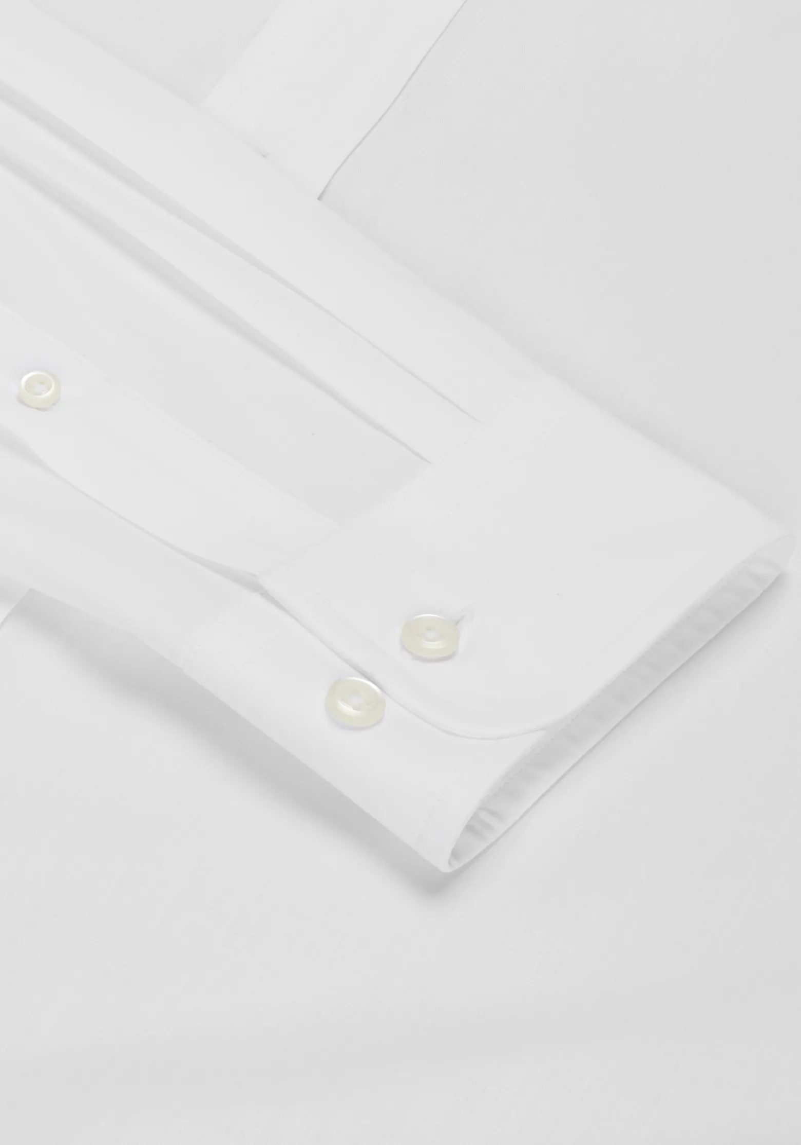 1905 Collection Traditional Fit Solid Dress Shirt