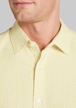 Con.Struct Slim Fit Solid Seersucker Short Sleeve Button Up Shirt