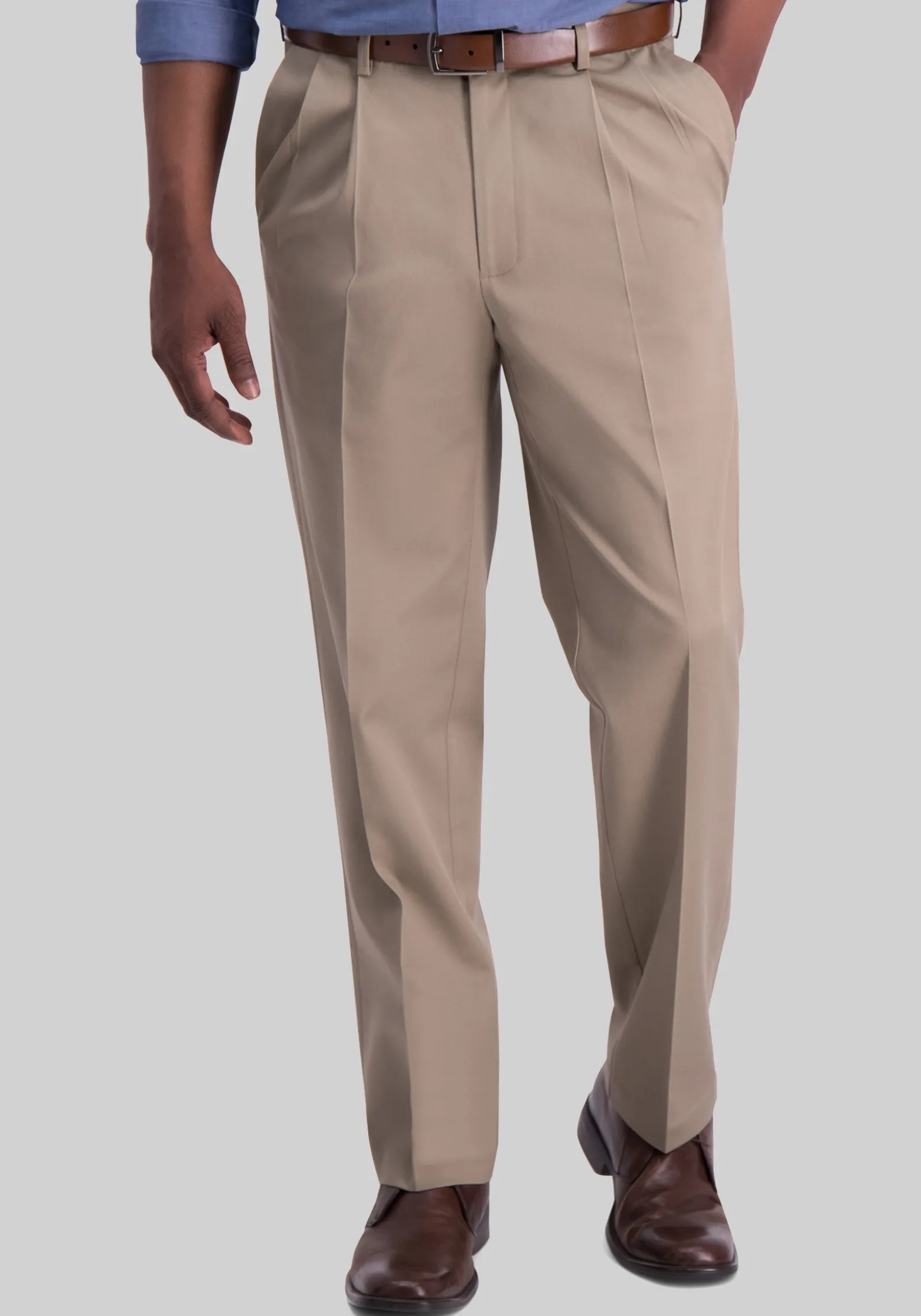 Haggar Classic Fit Pleated Wrinkle Free Pants