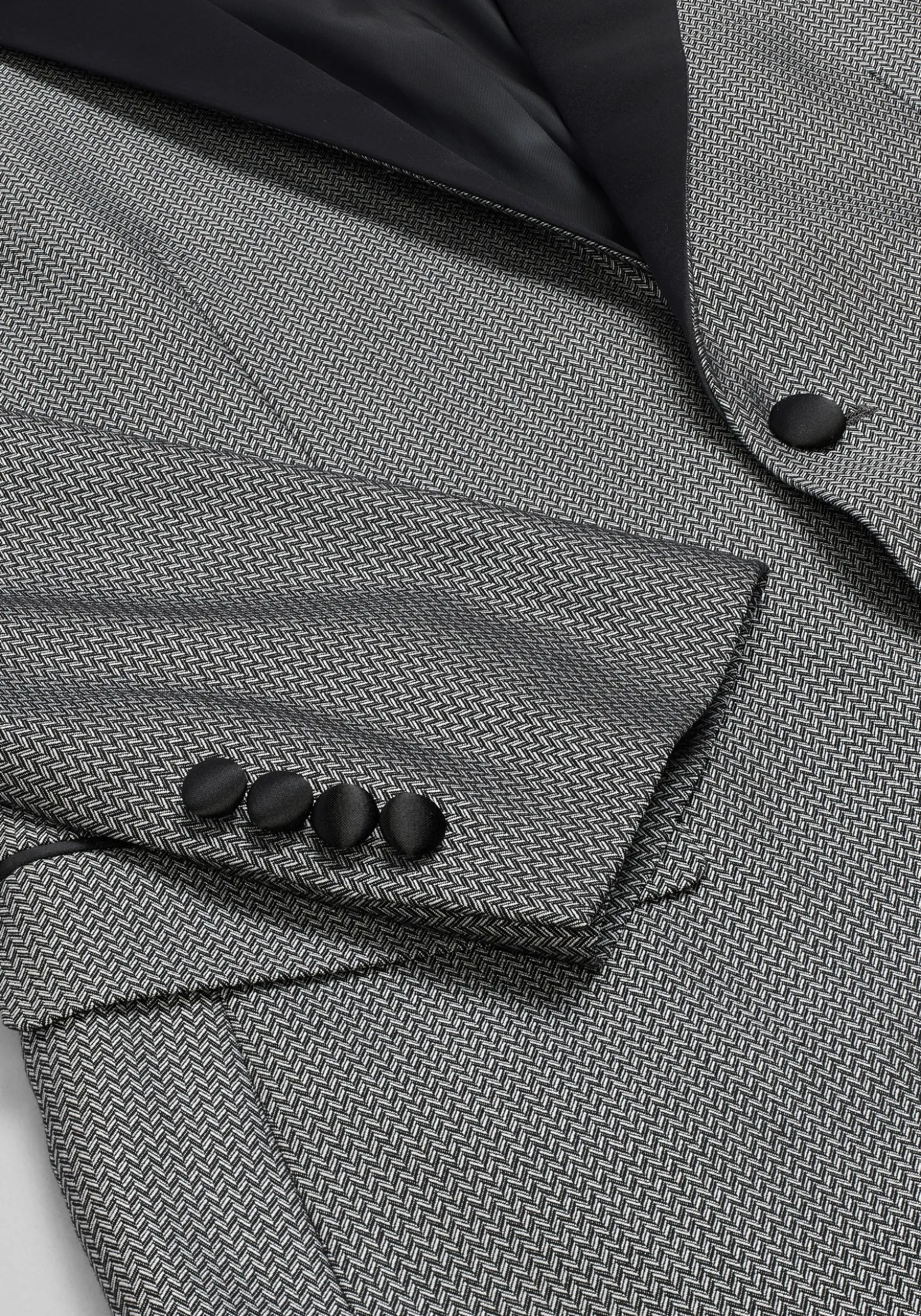 Jos. A. Bank Tailored Fit Herringbone Comfort Stretch Dinner Jacket