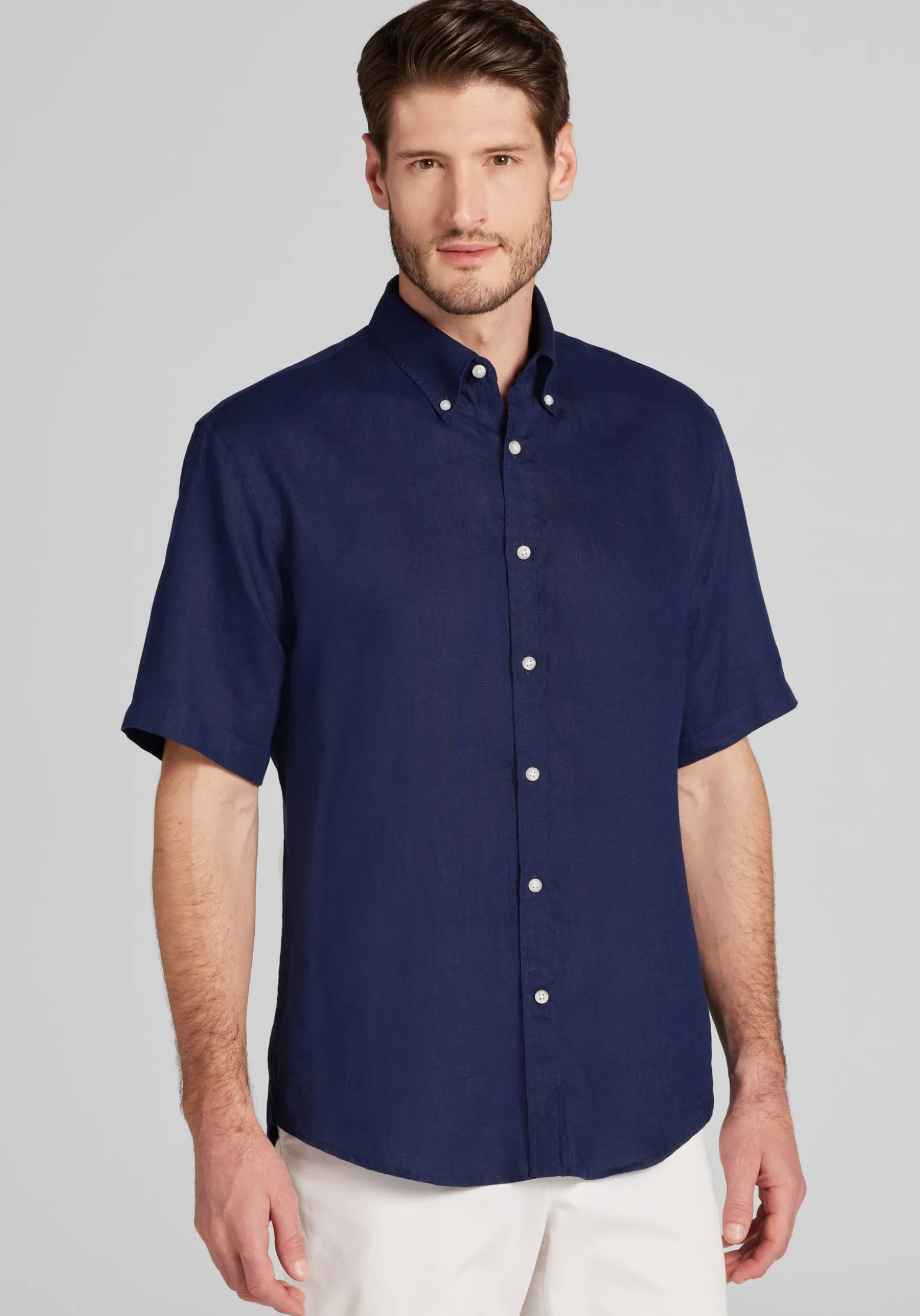 Reserve Collection Tailored Fit Linen Short Sleeve Button Up Shirt