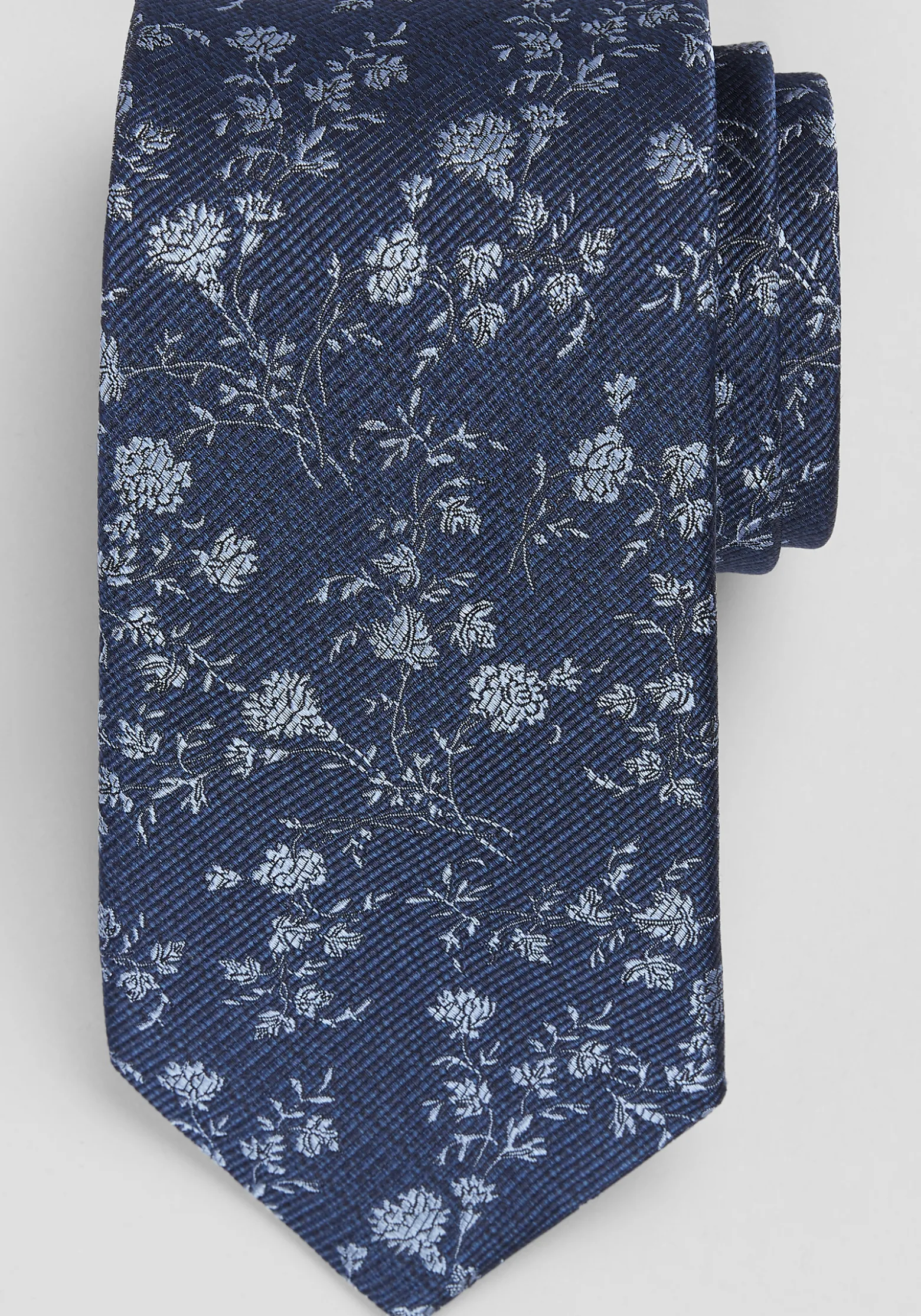 Traveler® Collection Floral Tie