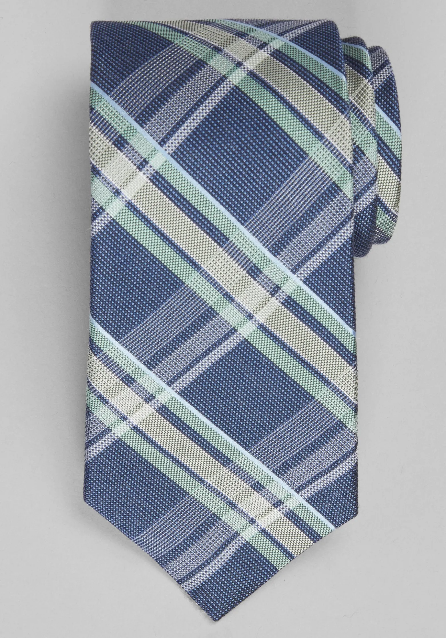 Traveler® Collection Peppermint Plaid Tie