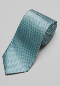 Traveler® Collection Solid Tie