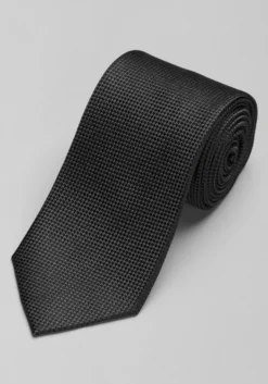 Traveler® Collection Solid Tie