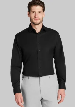 Traveler® Collection Tailored Fit Spread Collar Solid Dress Shirt