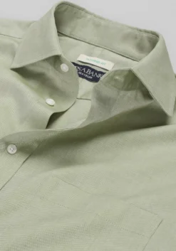 Traveler® Collection Tailored Fit Spread Collar Solid Dress Shirt