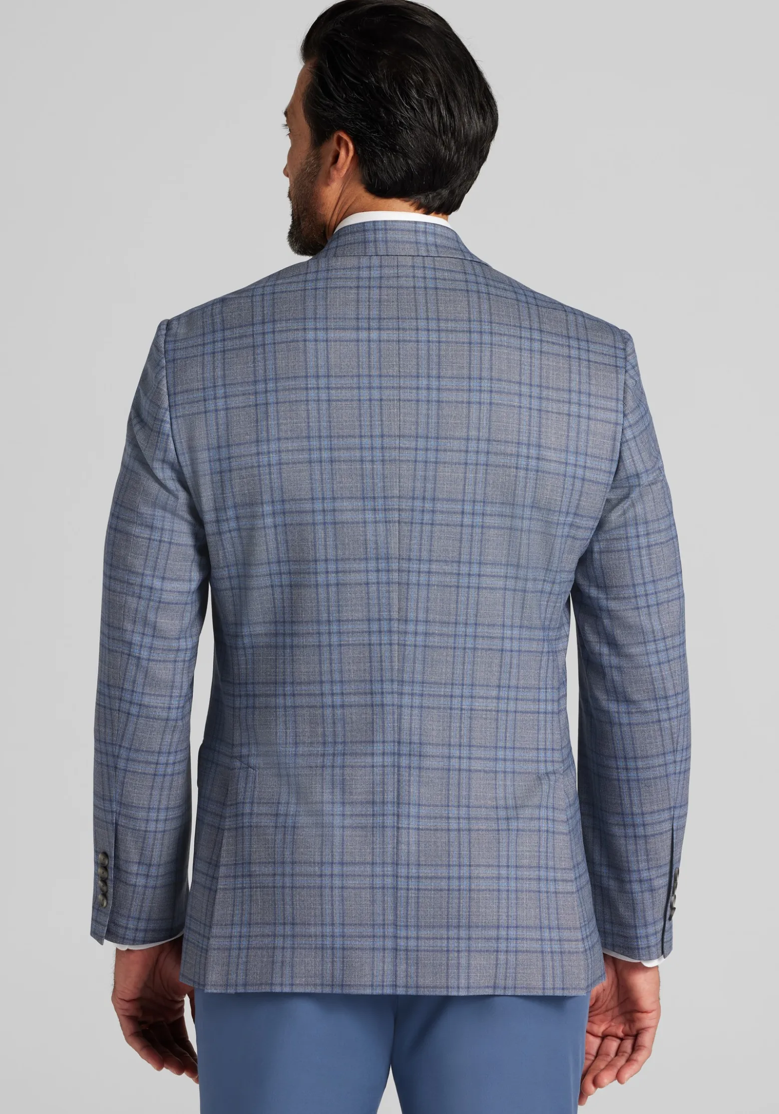 Traveler® COOLMOTION Traditional Fit Plaid Sportcoat