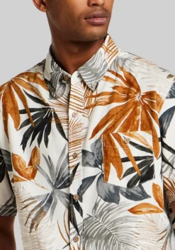 Weatherproof Vintage Traditional Fit Tropical Button Up Hawaiian Shirt